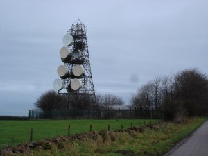  A derelict BT microwave mast. © Copyright Peter Barrington and licensed for reuse under Creative Commons Licence Share alike 2.0. 